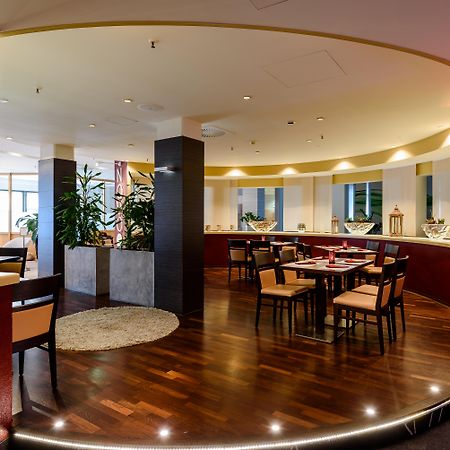 Novotel Frankfurt City Франкфурт-на-Майні Екстер'єр фото