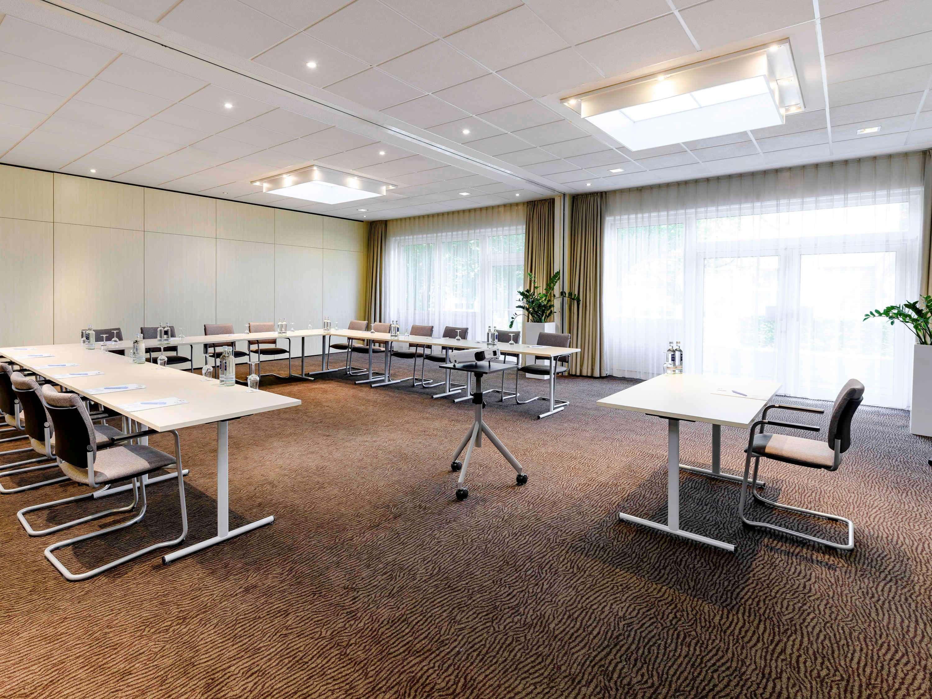 Novotel Frankfurt City Франкфурт-на-Майні Екстер'єр фото