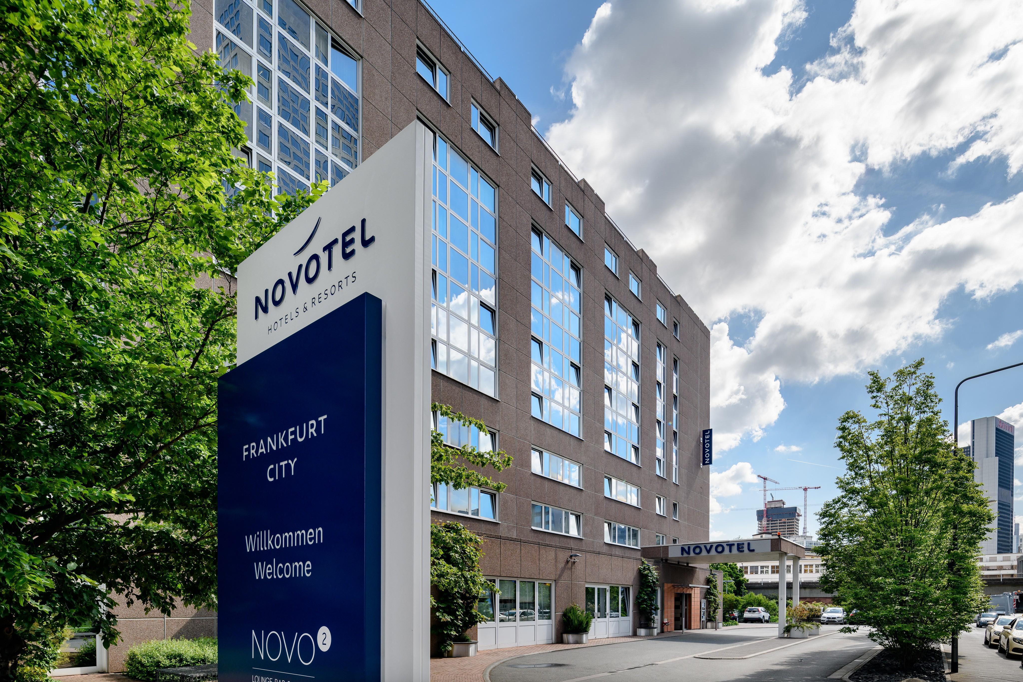 Novotel Frankfurt City Франкфурт-на-Майні Екстер'єр фото