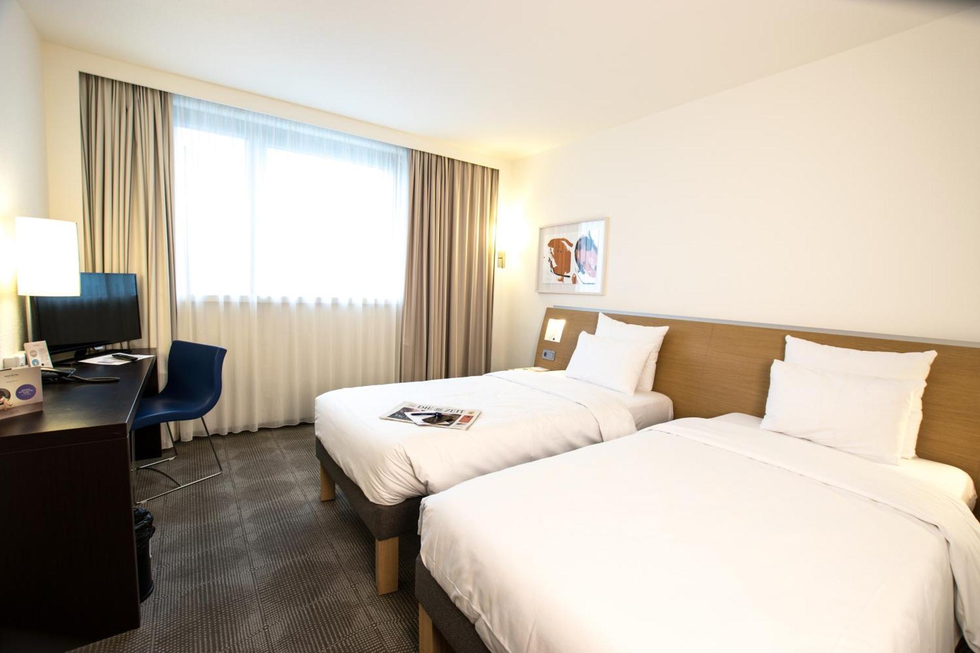 Novotel Frankfurt City Франкфурт-на-Майні Екстер'єр фото