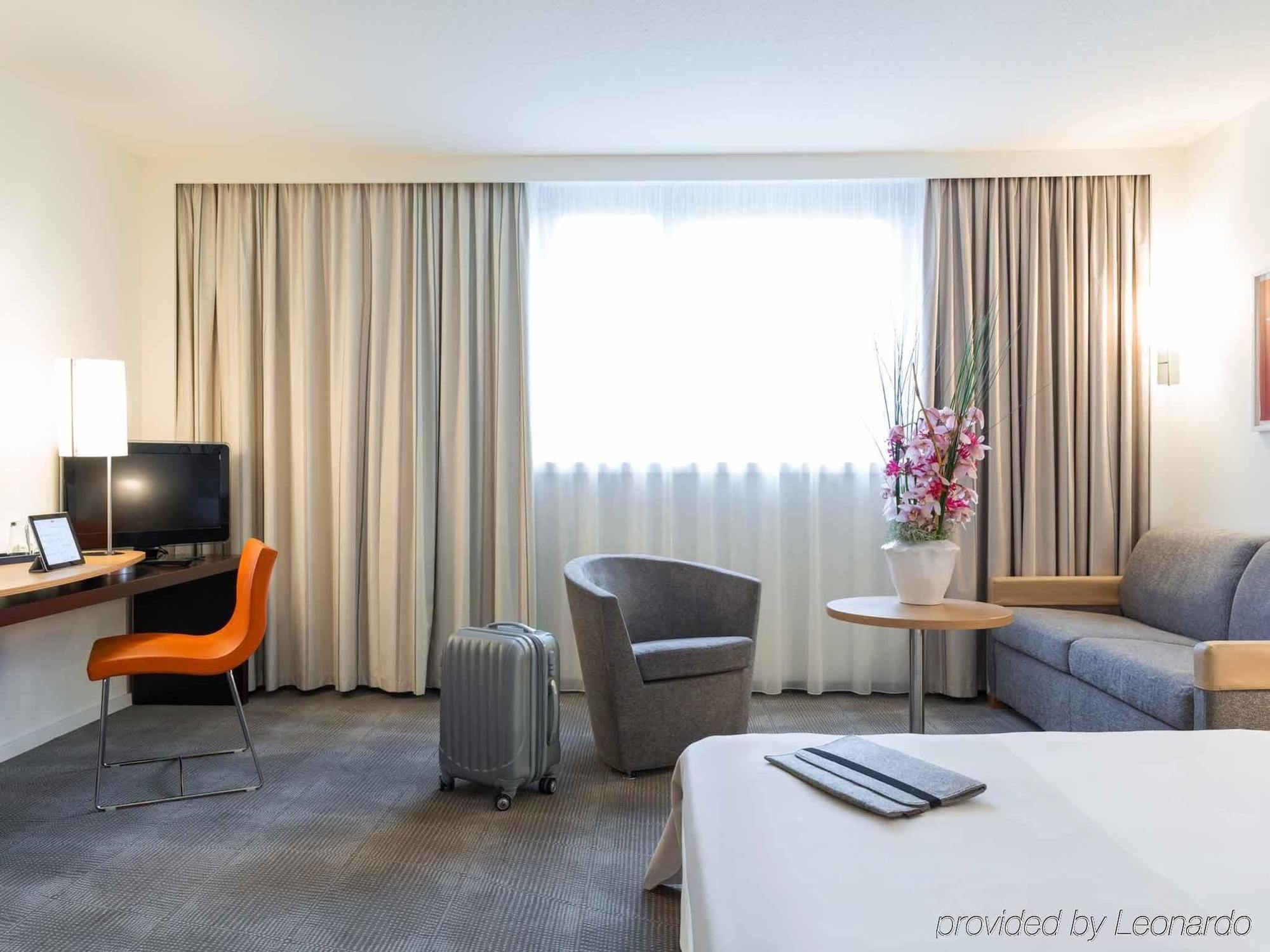 Novotel Frankfurt City Франкфурт-на-Майні Екстер'єр фото